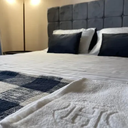 Apartment Blue *
